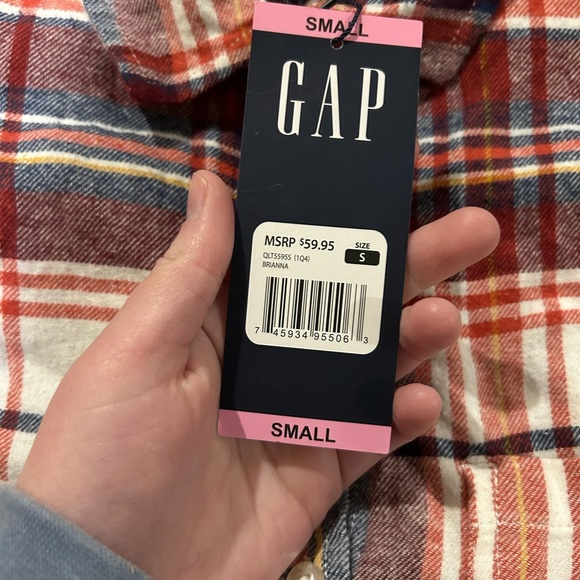 🐆3/$15 NWT Gap Flannel button down top - Picture 5 of 6